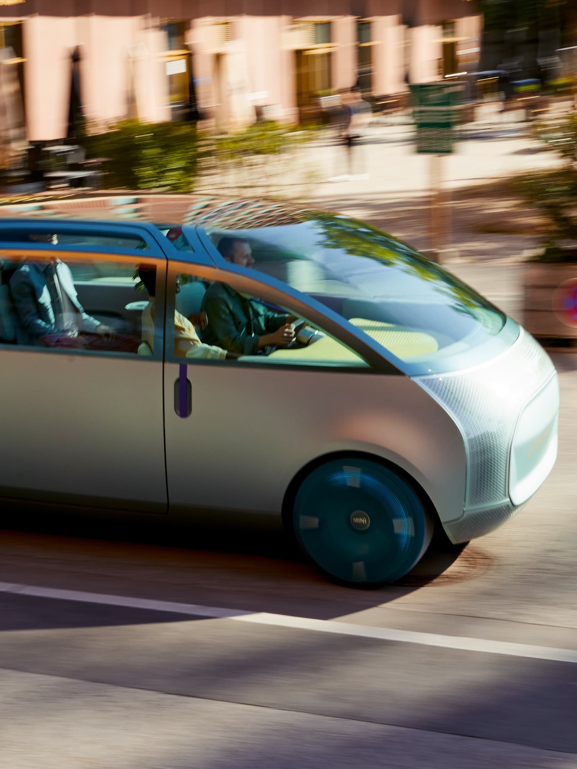 Mini Urbanaut – Inside